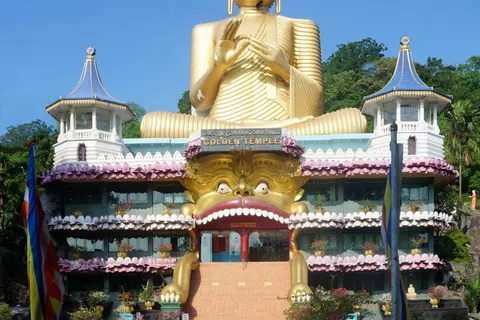 The Golden Temple at the foot of the Dambulla cave complex