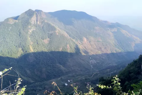 The view over the escarpment at World's End, Horton Plains